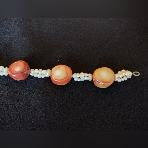 Handcrafted Red and Cream Shell And Pearl Bracelet - Picture 10 of 11